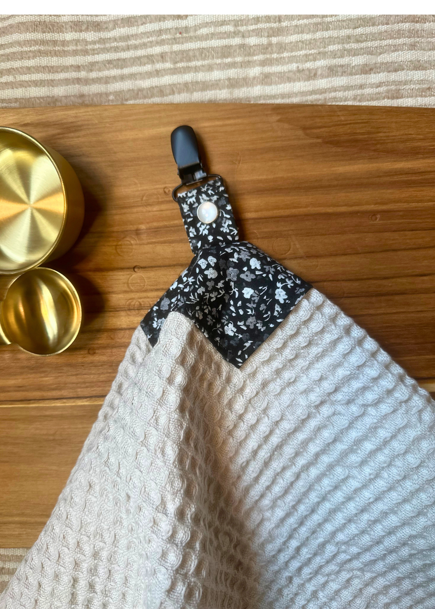 Clip-Anywhere Towel